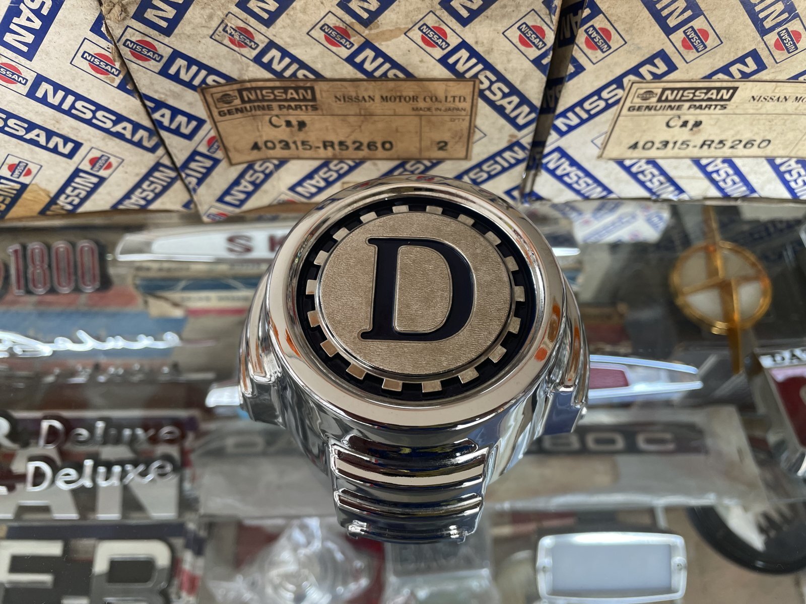 画像1: スカイライン GC110 輸出用 ホイール センター キャップ "D"  DATSUN 240K GT Center Cap NISSAN Genuine NOS